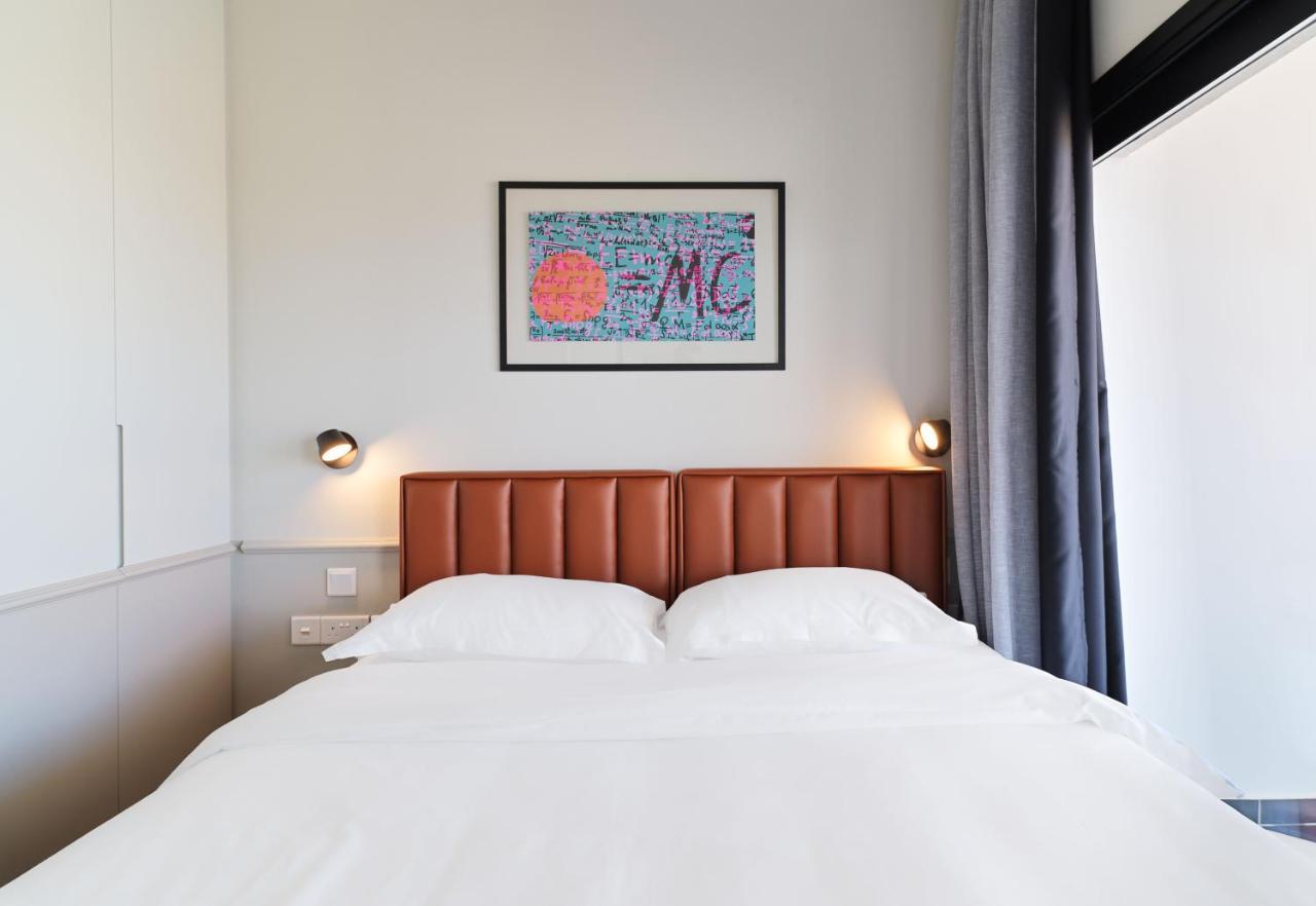 Liv The City Suites Adults Only ラルナカ エクステリア 写真